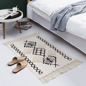 Retro Handwoven Cotton Linen Tassel Rug: Bohemian Floor Mat Tapestry