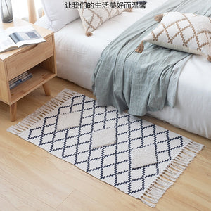 Retro Handwoven Cotton Linen Tassel Rug: Bohemian Floor Mat Tapestry