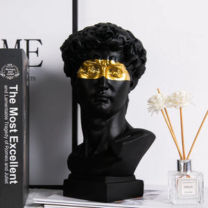 Classical David Bust Sculpture - thumbnail 4