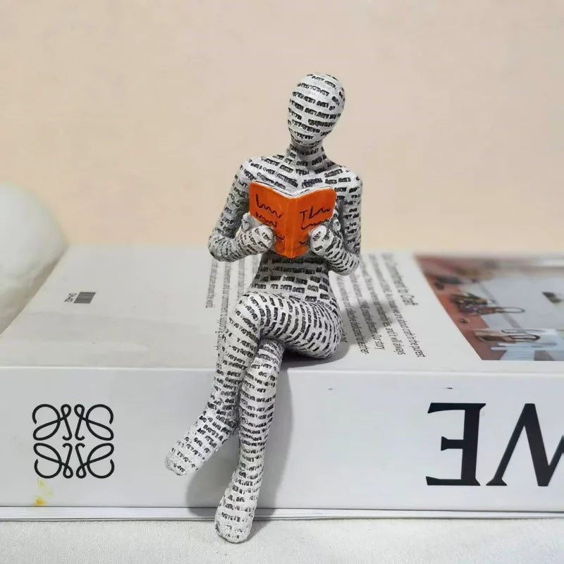 Newspaper Reader Sculpture - image 17