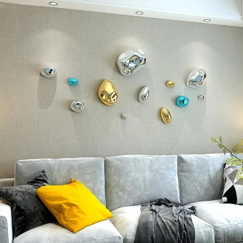 Gilded Stone-Effect Wall Accents - image 2